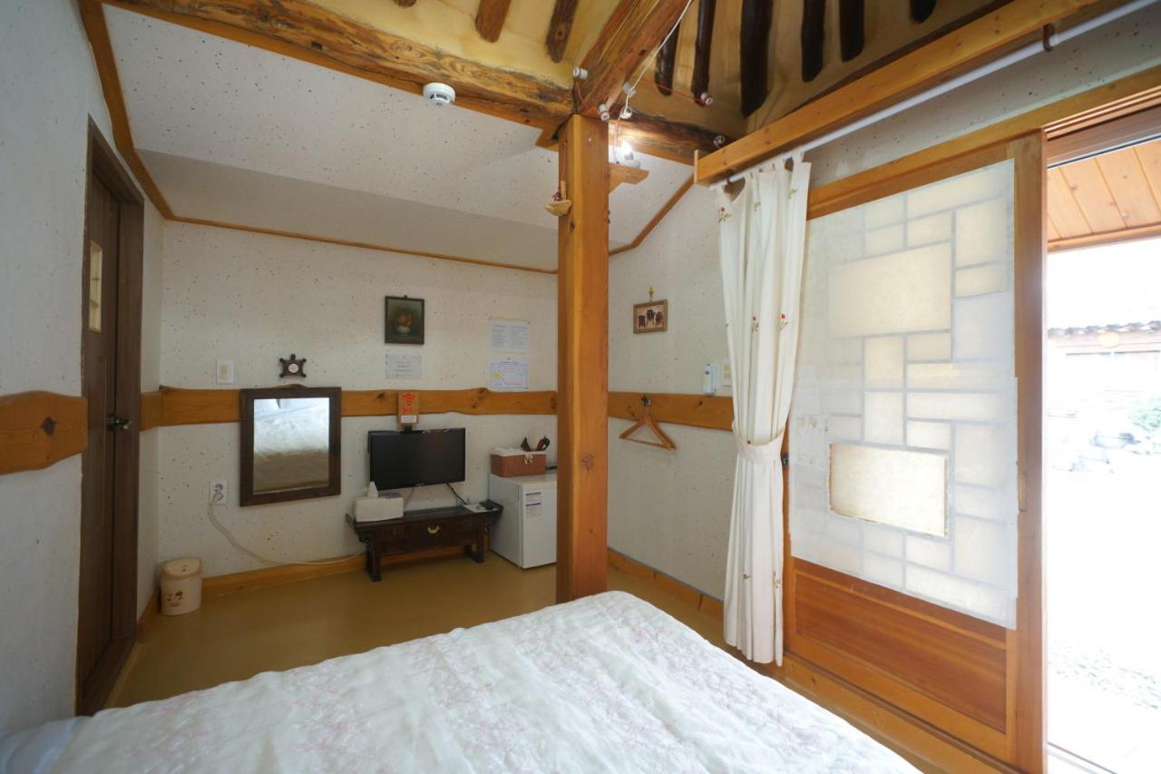 Hanok Madang Jeonju Exterior photo
